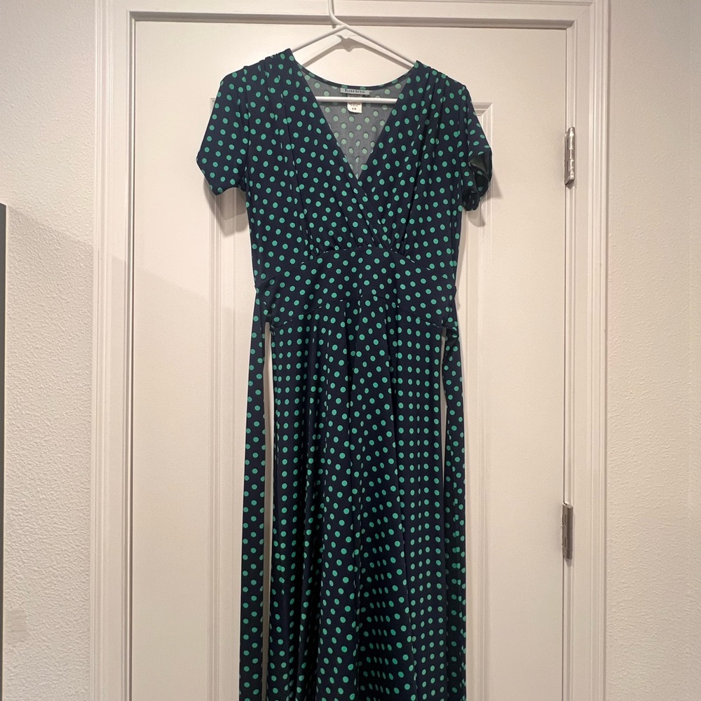 Elegant Green Polka Dot Karina Margaret Dress, Size S/M